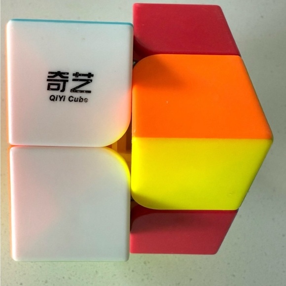 Blue and White Geometric Puzzle Toys - Picture 3 of 5